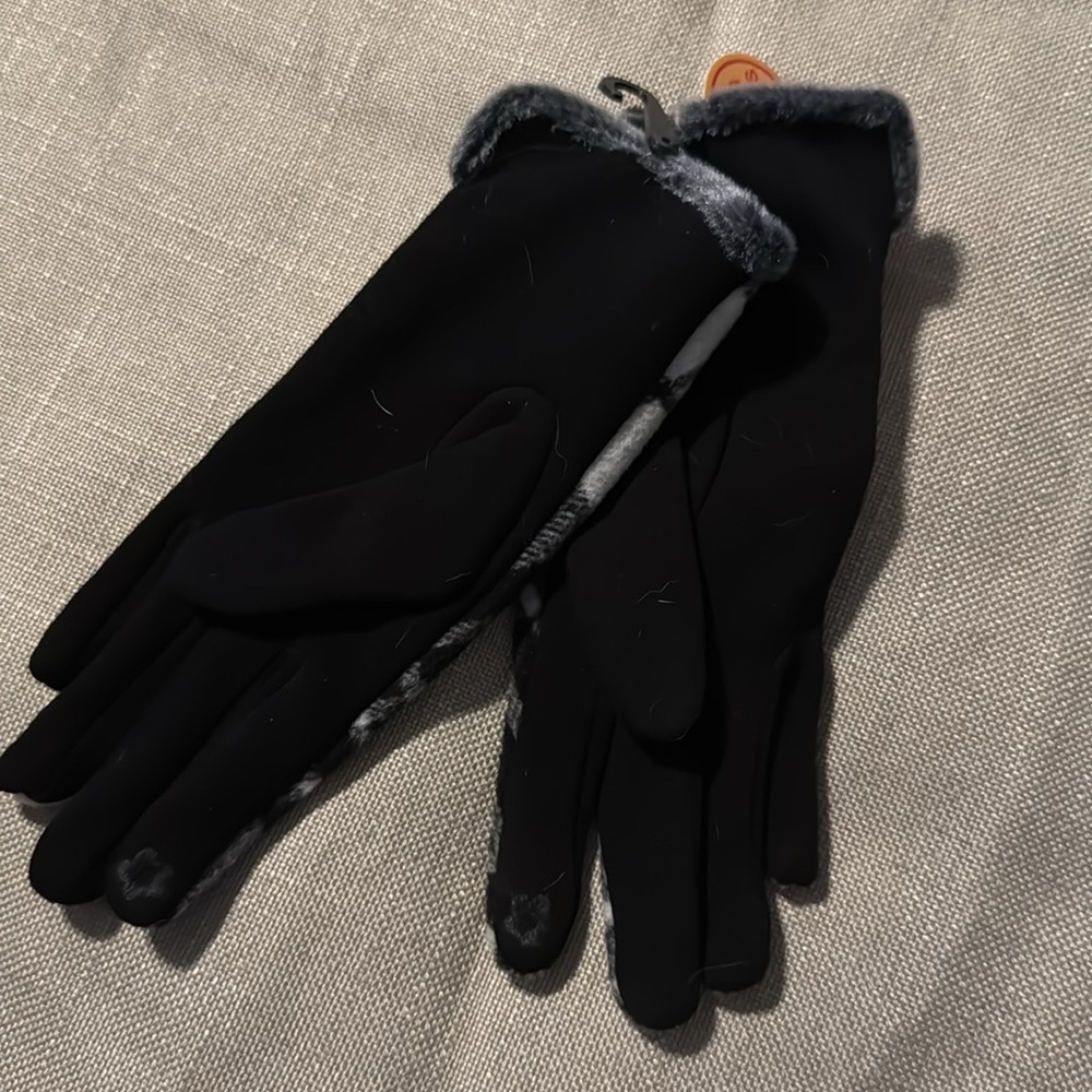 Tech friendly gloves - Picture 2 of 3
